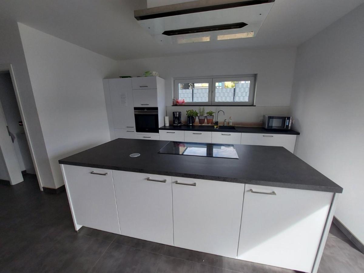 Several Different Rooms, Newly Furnished, In A New House In Vichten المظهر الخارجي الصورة