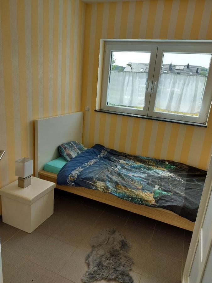 Several Different Rooms, Newly Furnished, In A New House In Vichten المظهر الخارجي الصورة