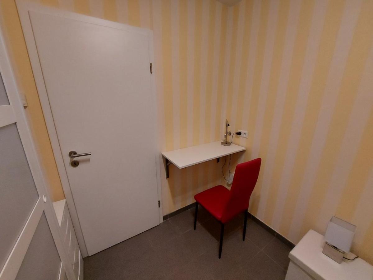 Several Different Rooms, Newly Furnished, In A New House In Vichten المظهر الخارجي الصورة