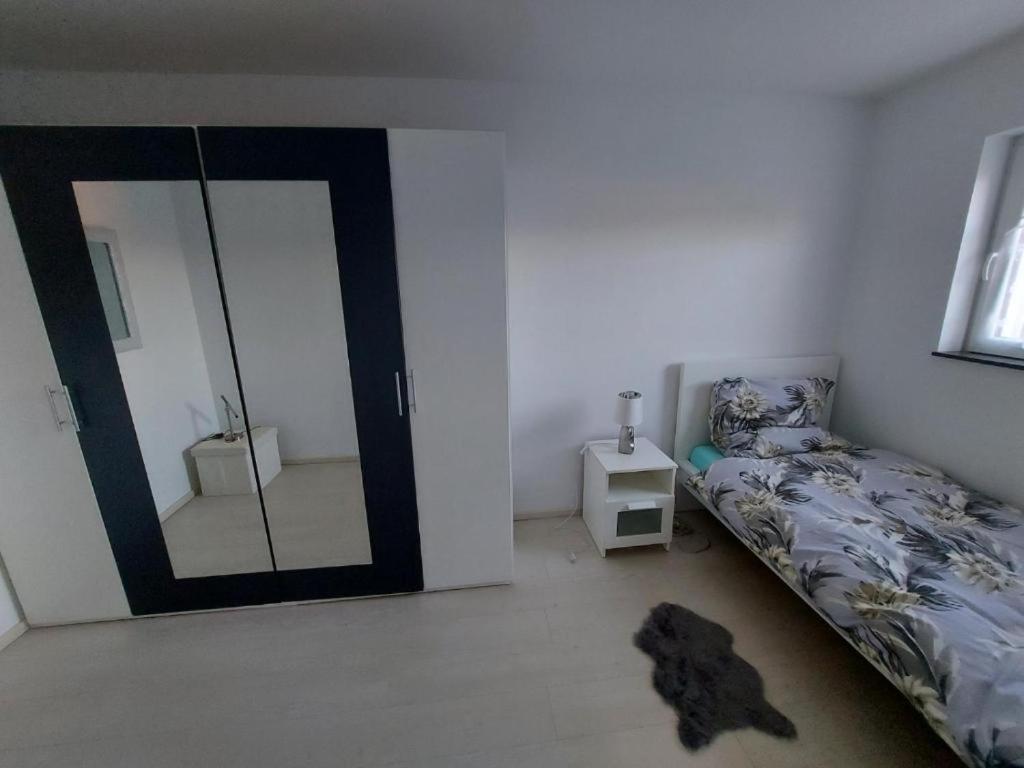 Several Different Rooms, Newly Furnished, In A New House In Vichten المظهر الخارجي الصورة