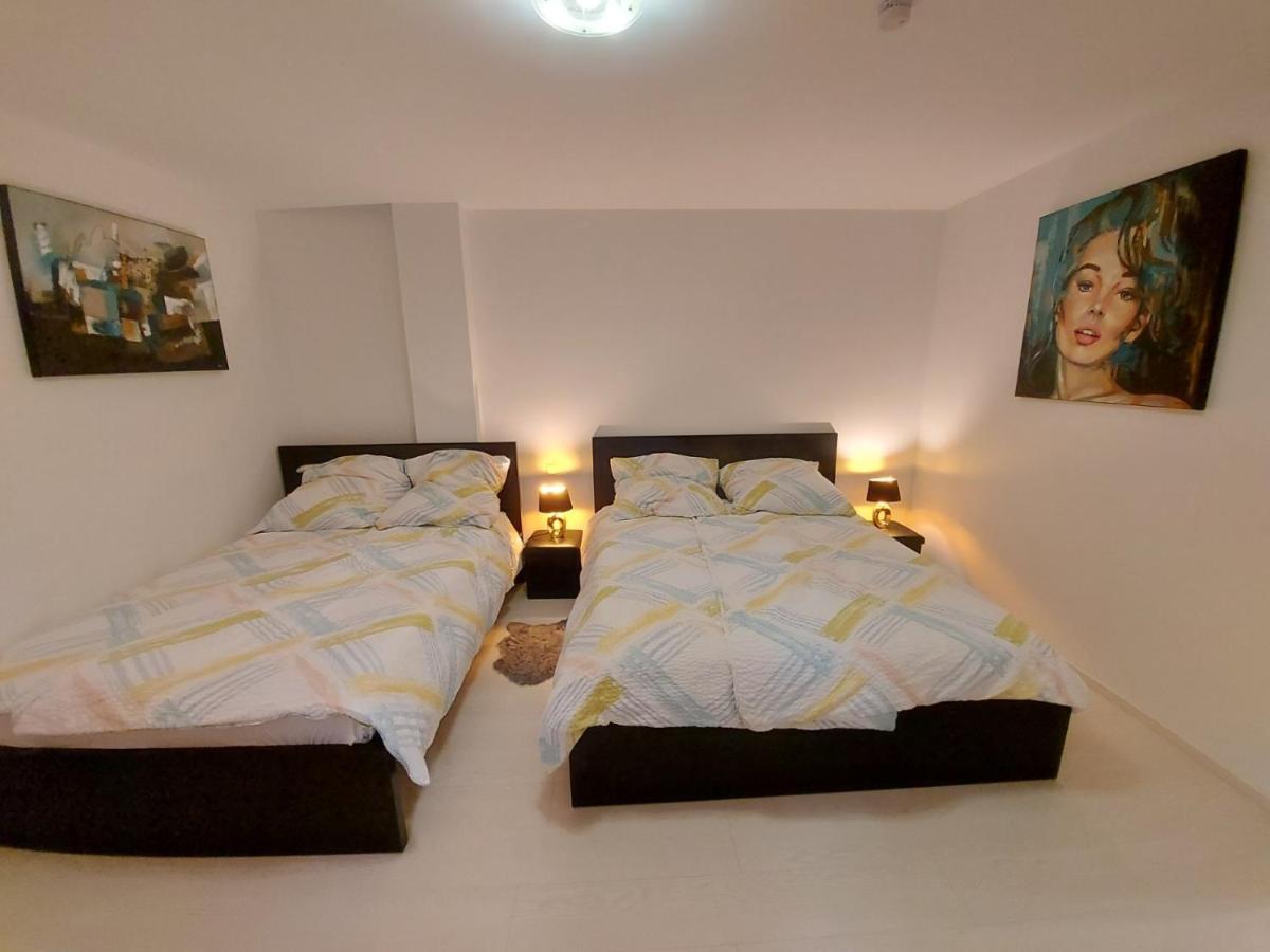 Several Different Rooms, Newly Furnished, In A New House In Vichten المظهر الخارجي الصورة